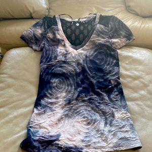 women’s top